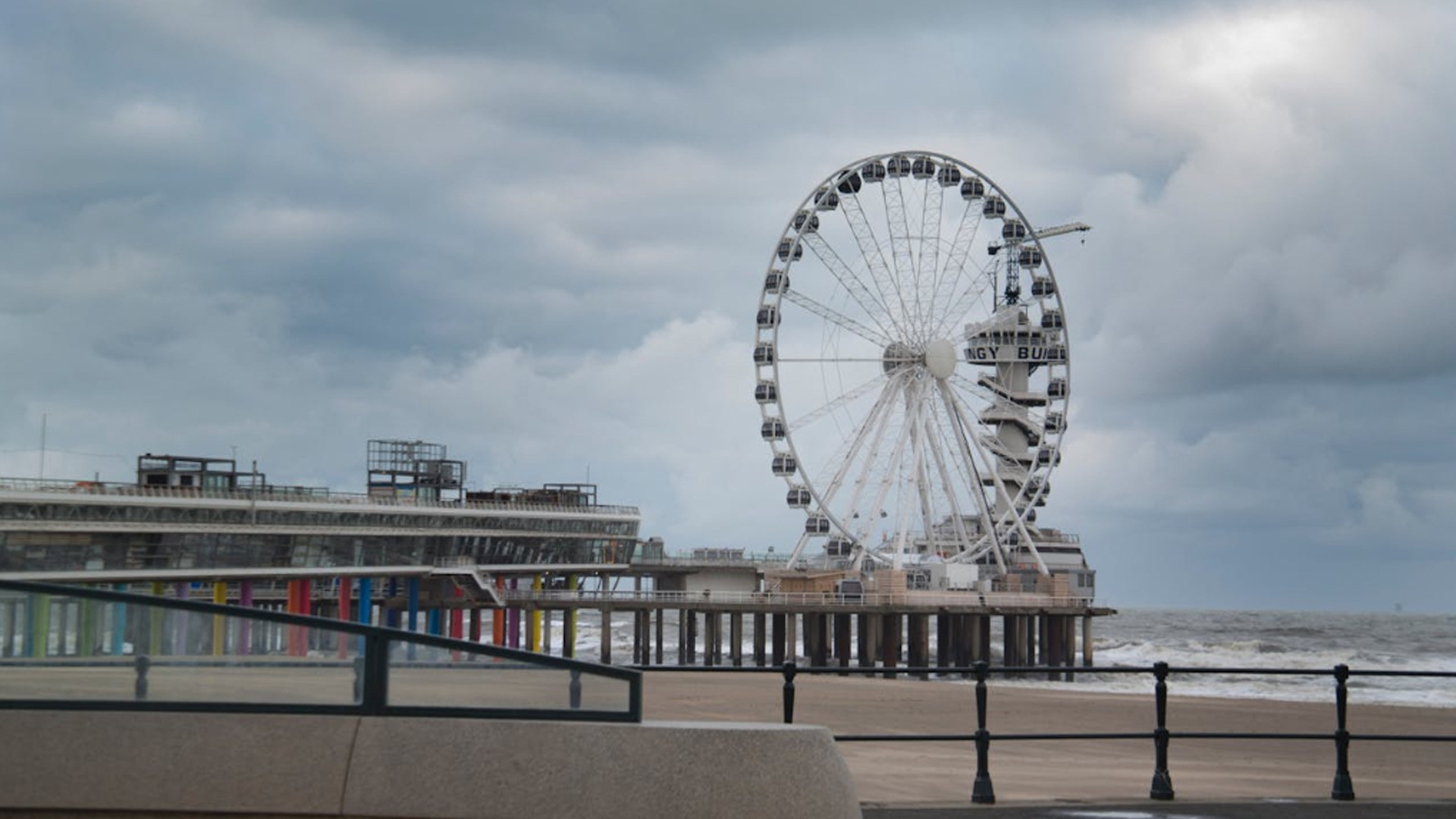 Parkeren in Scheveningen? Tips voor een luxe stranddag