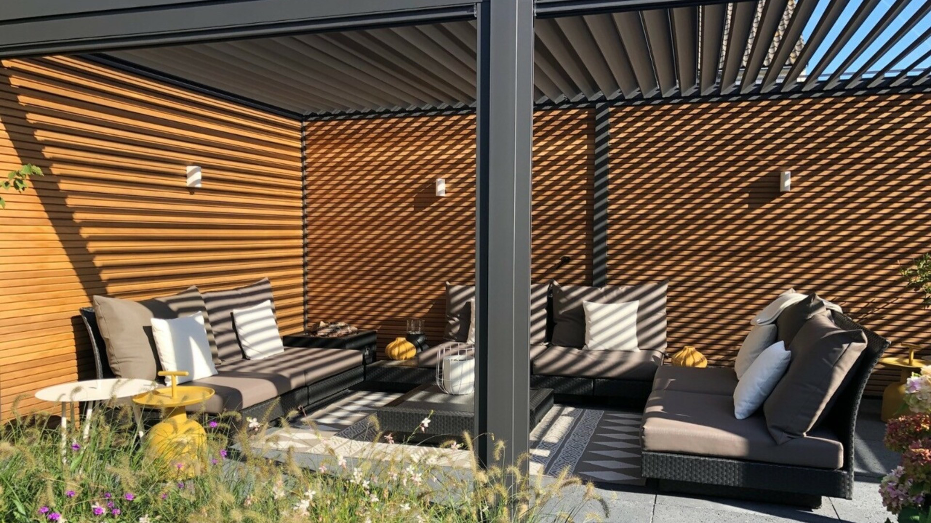 Privacy in je tuin: Dé 5 tips voor minder inkijk van buren