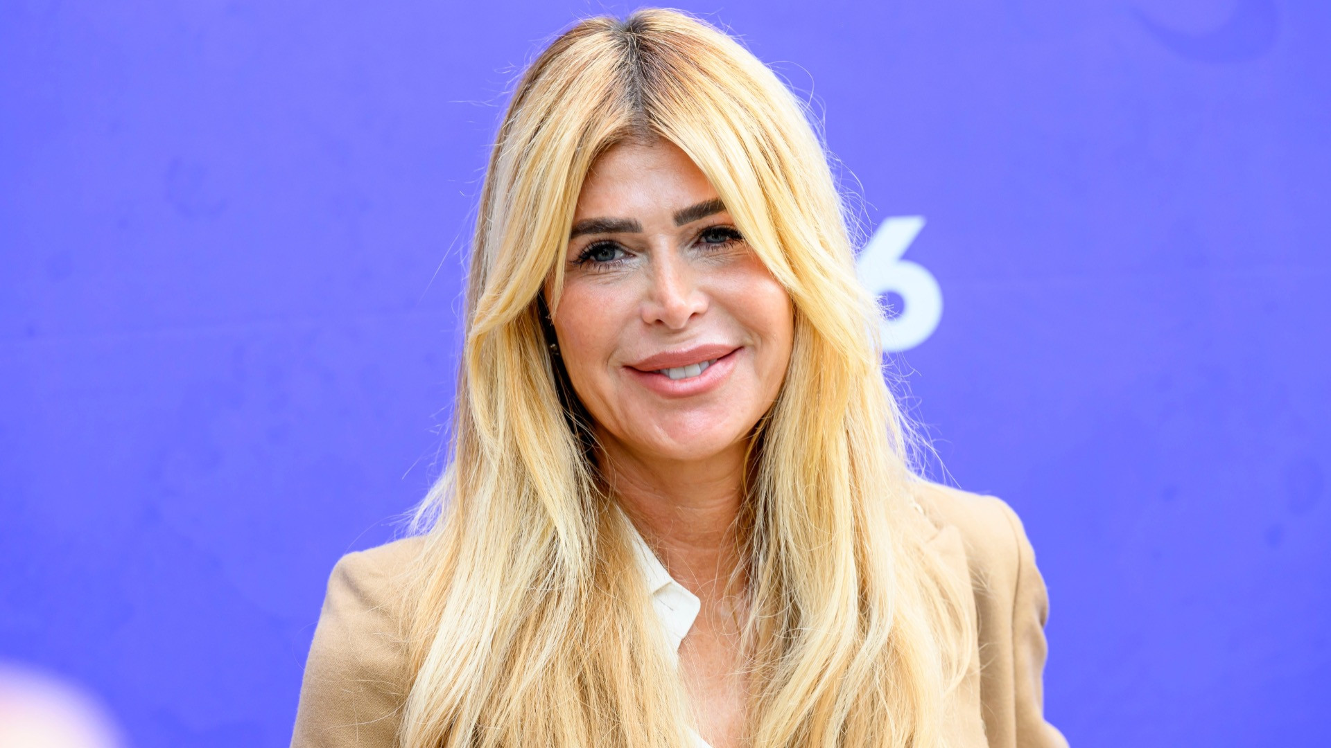 Estelle Cruijff komt met enorme verrassing op het gebied van mode en kleding!