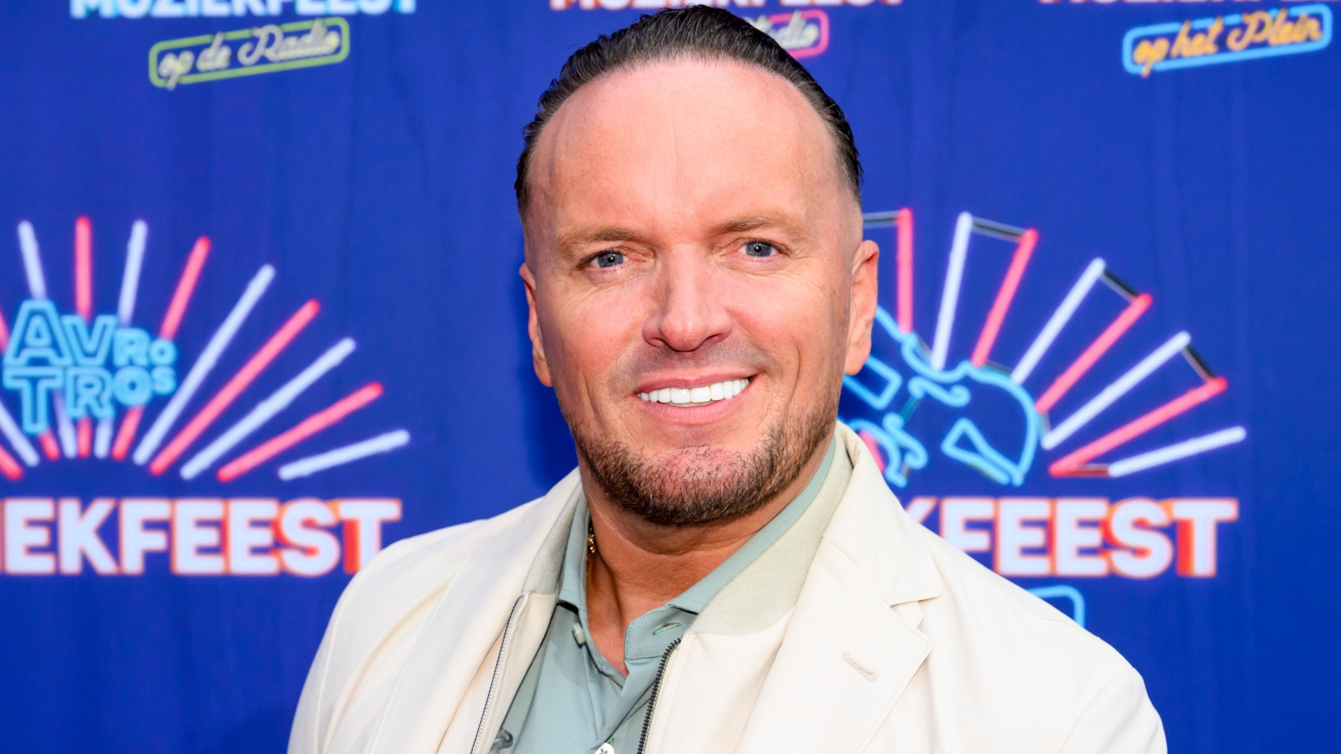 Volkszanger Frank van Etten vervolgd na brute mishandeling: betaalde hij 2.000 euro voor afranseling?