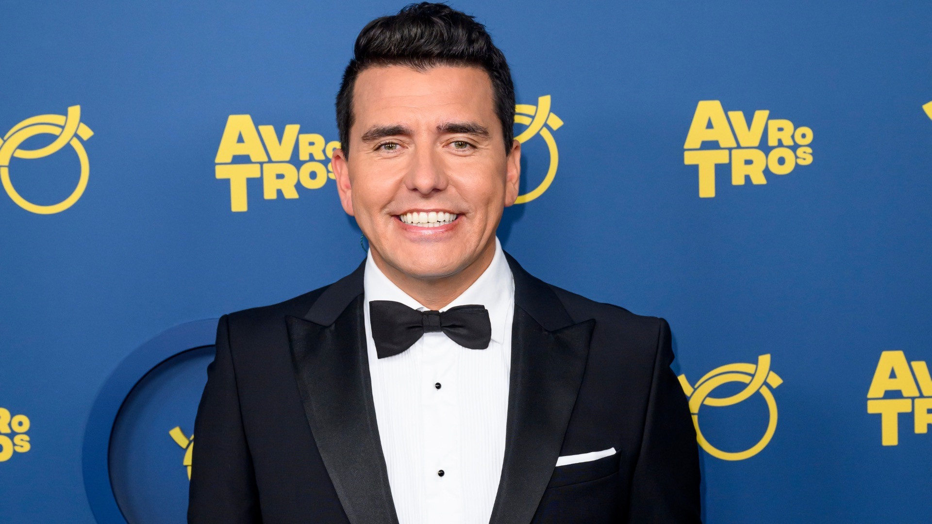 Zó ver wil de buurvrouw van Jan Smit gaan om hem te verleiden